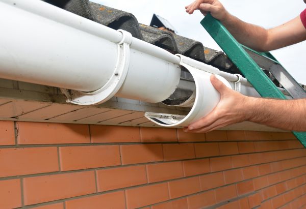 Gutter Seam Repair in Walla Walla