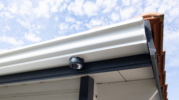 Seamless Gutters Installation in Walla Walla