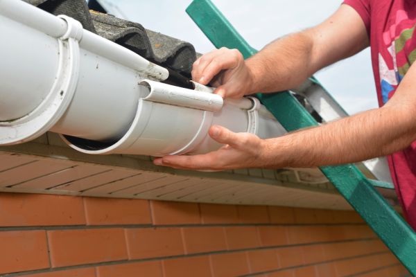 Large Gutter Repair in Walla Walla