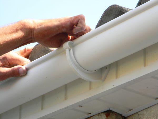 Plastic Gutter Repair in Walla Walla